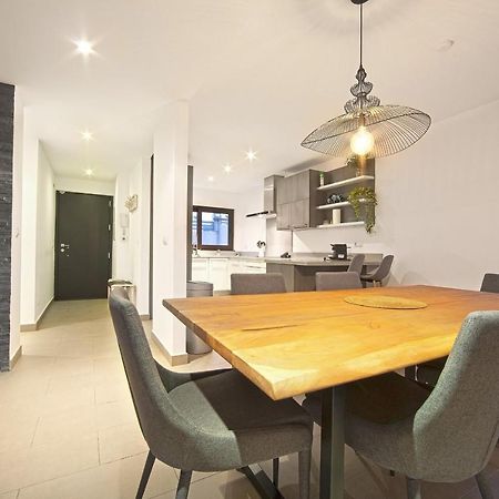 Modern Villa Close To Costabella Beach Марбелья Экстерьер фото